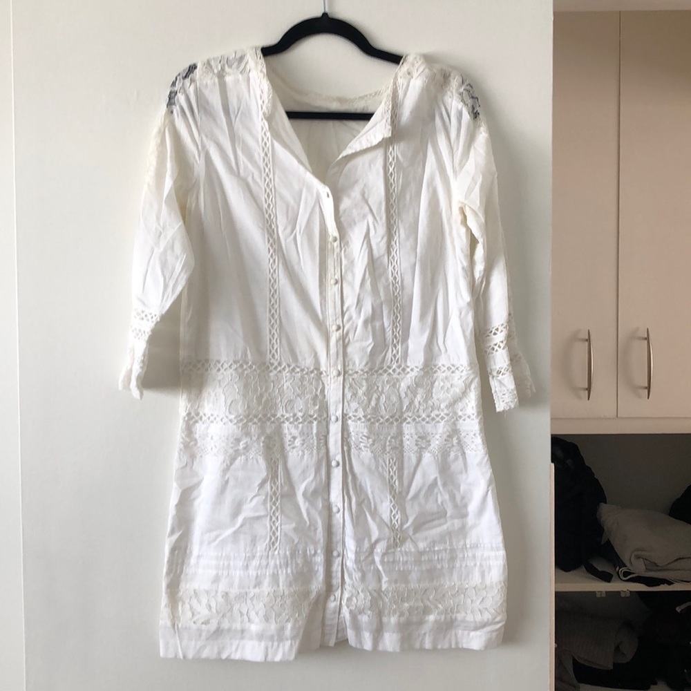 White lace dress